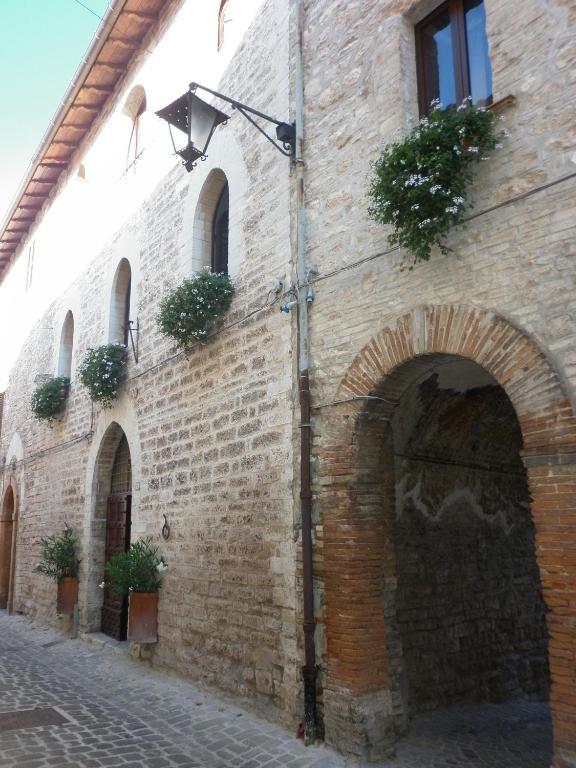 Вилла Palazzetto Bentivoglio Sassoferrato Экстерьер фото