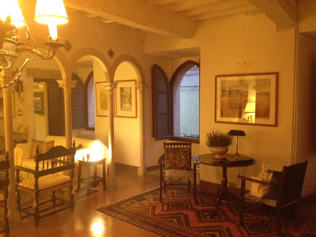 Вилла Palazzetto Bentivoglio Sassoferrato Экстерьер фото